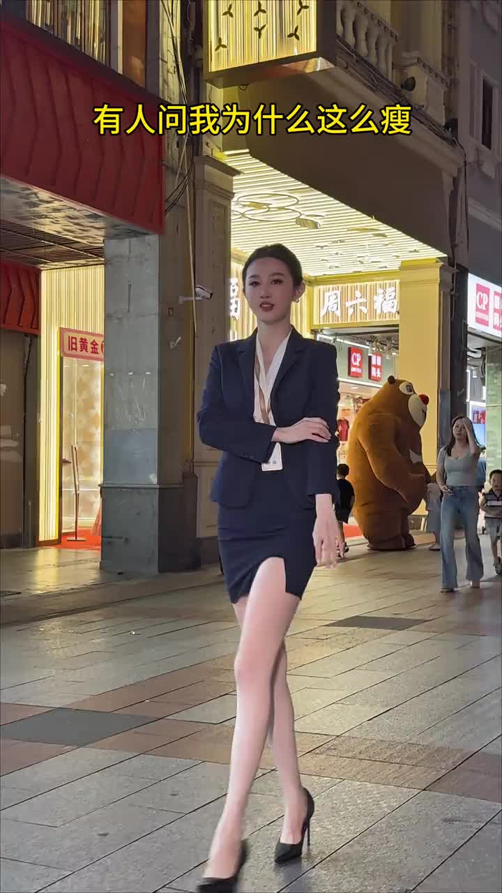 @Sally 雪莉 大笑笑