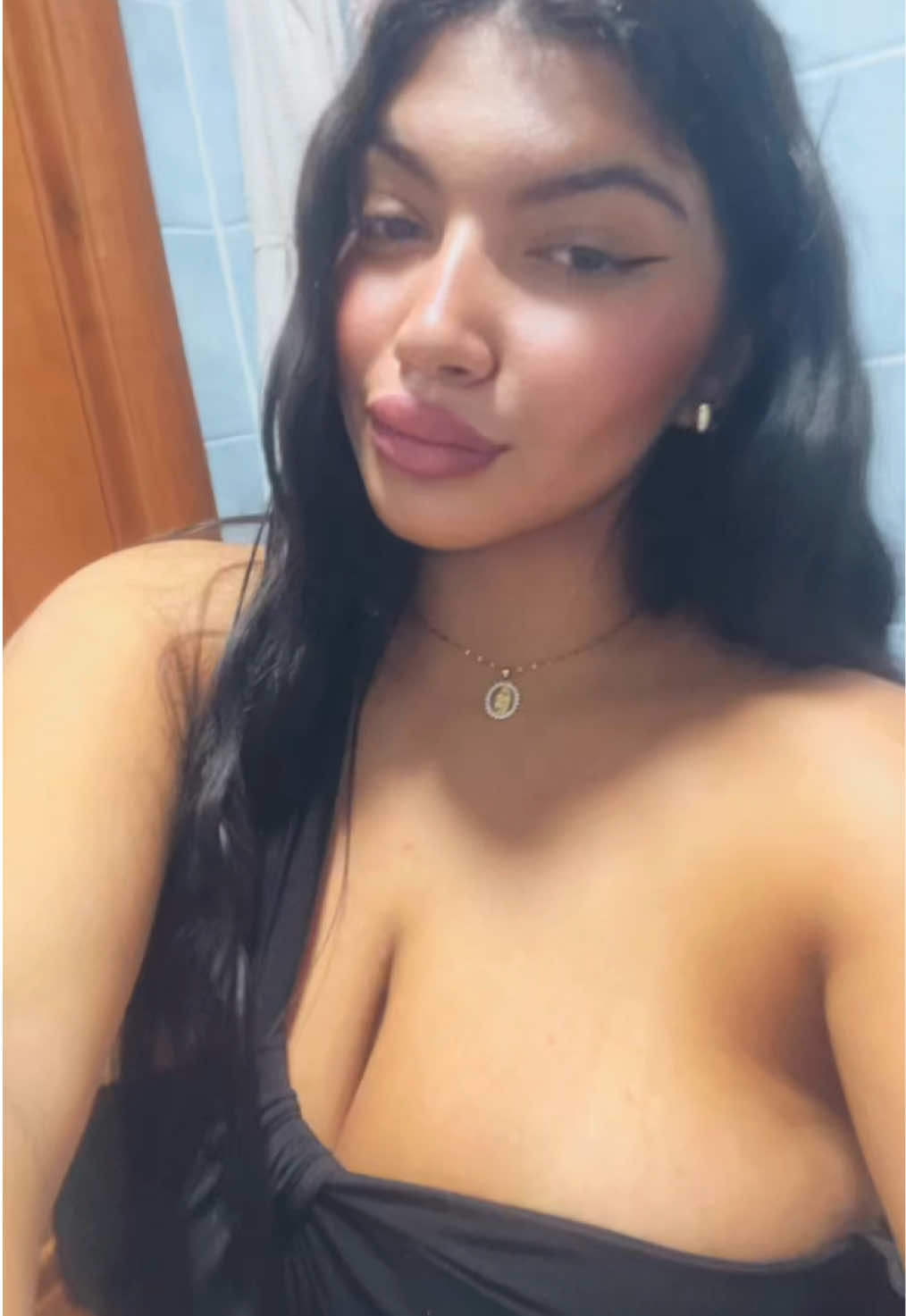 @nyvess__
