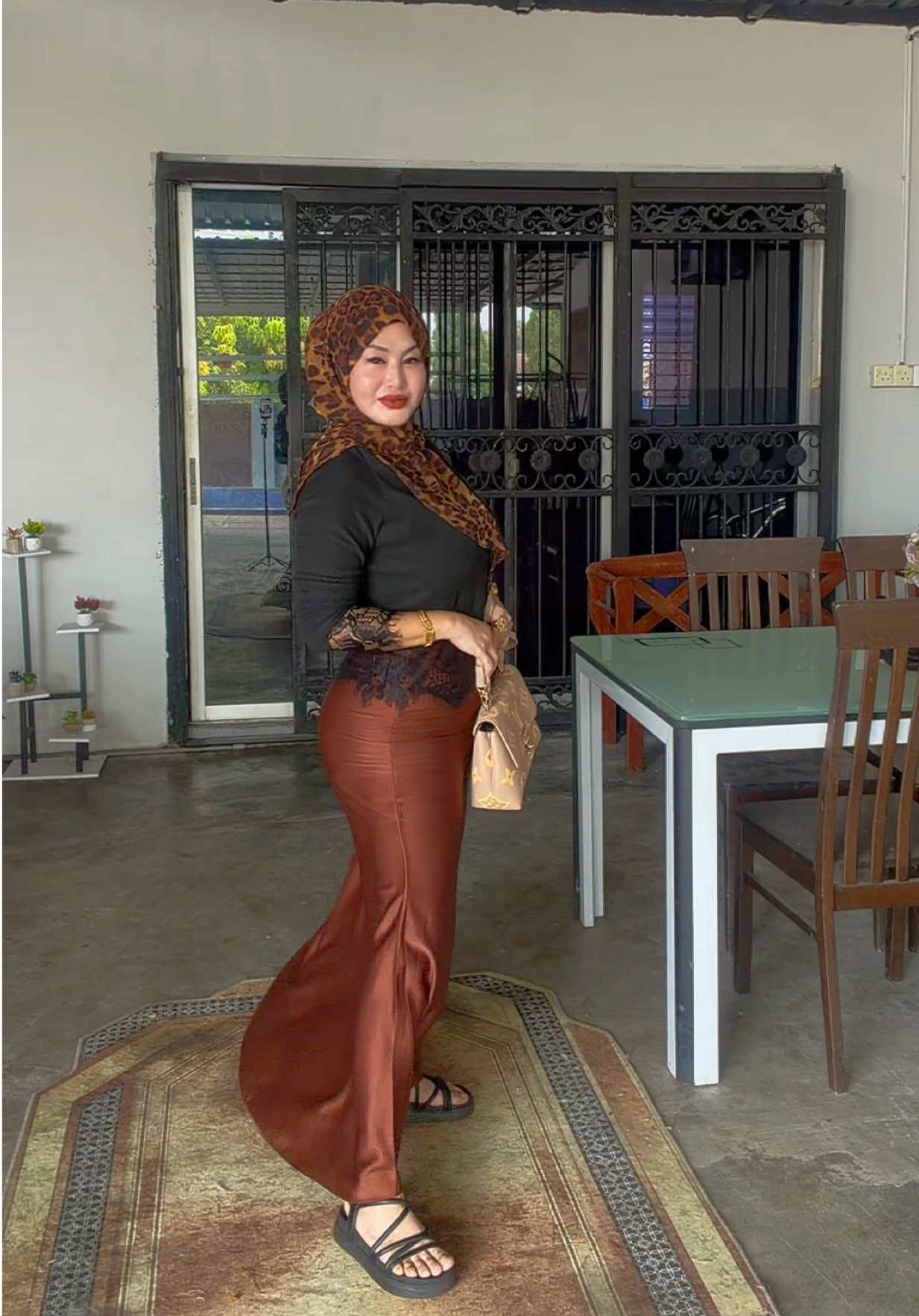 @NOLY BEAUTY77