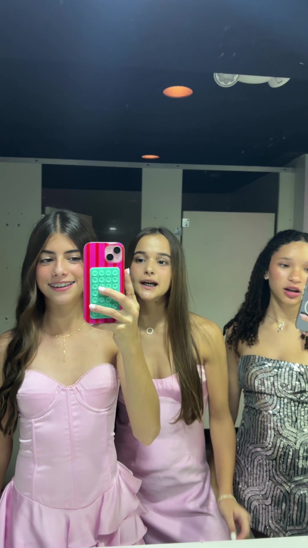 @Pao