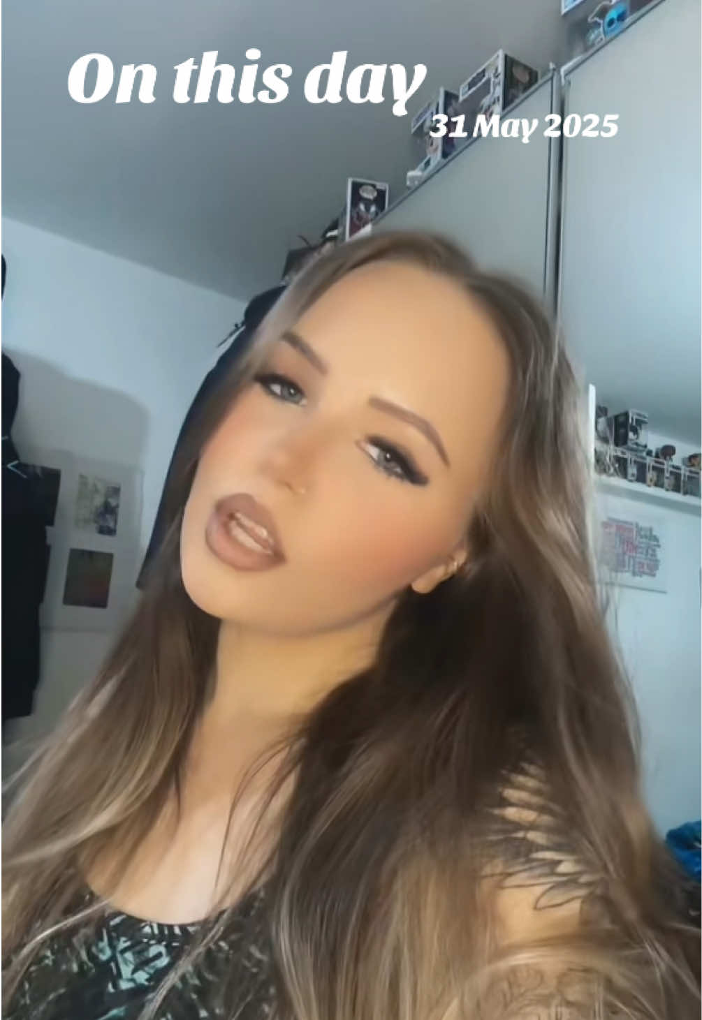 @Ez ๐๐