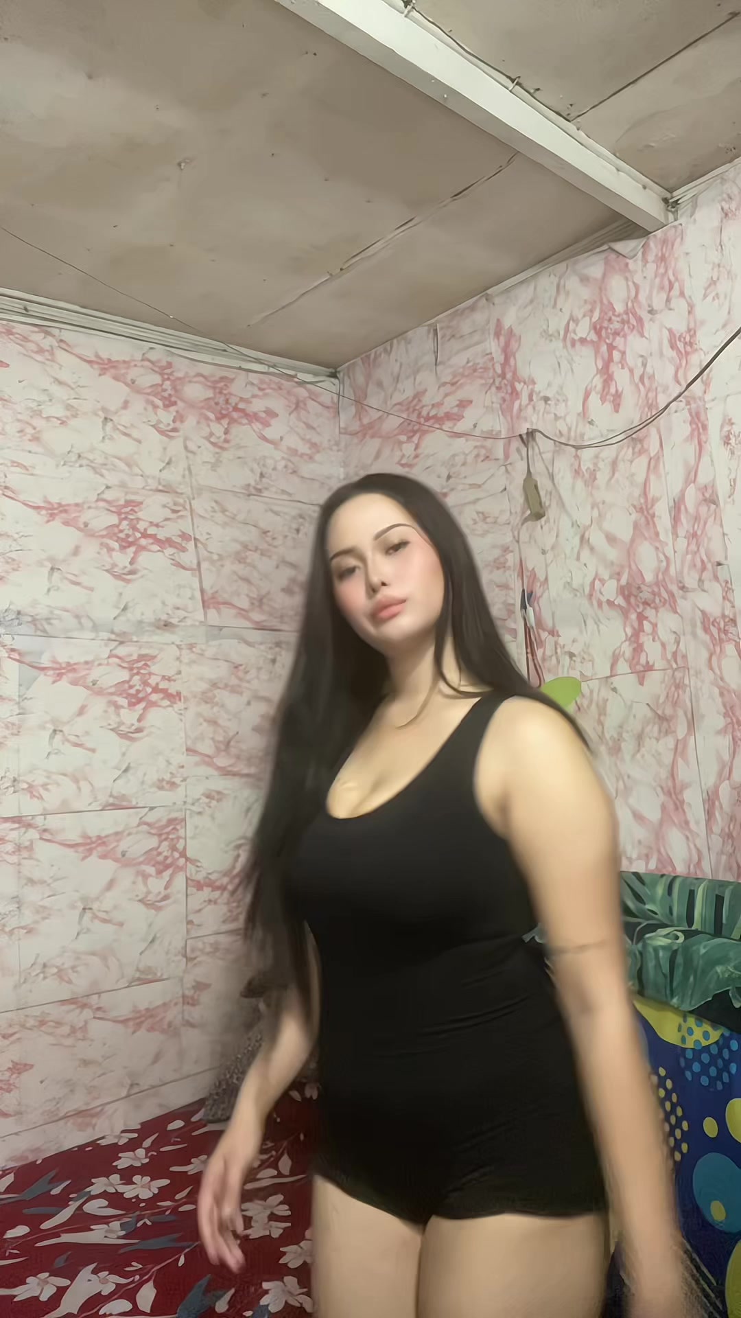 @Rrlvgrl