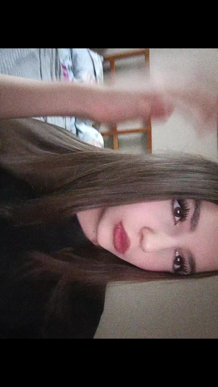 @Каролина