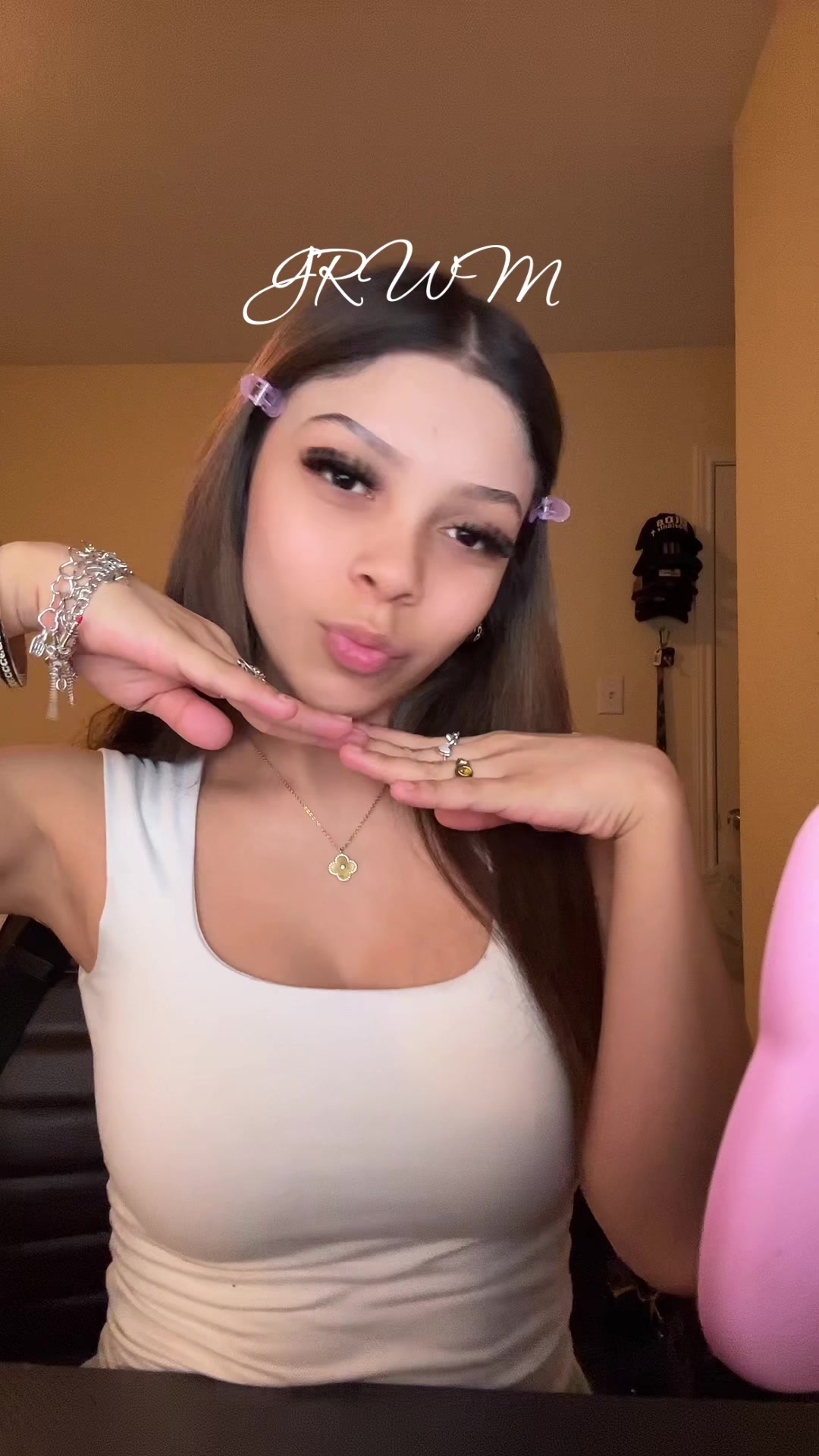 @candiszn