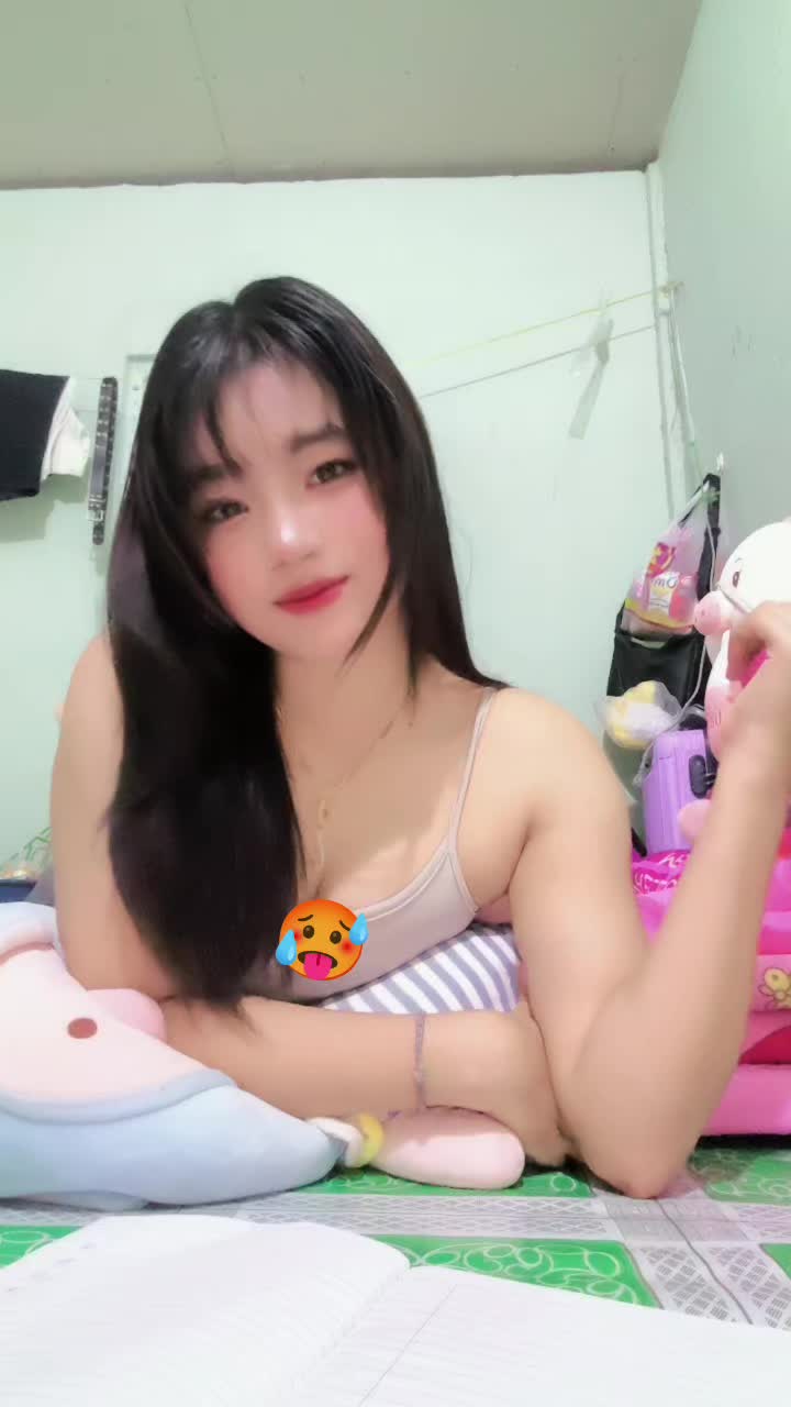 @Mãy🐼