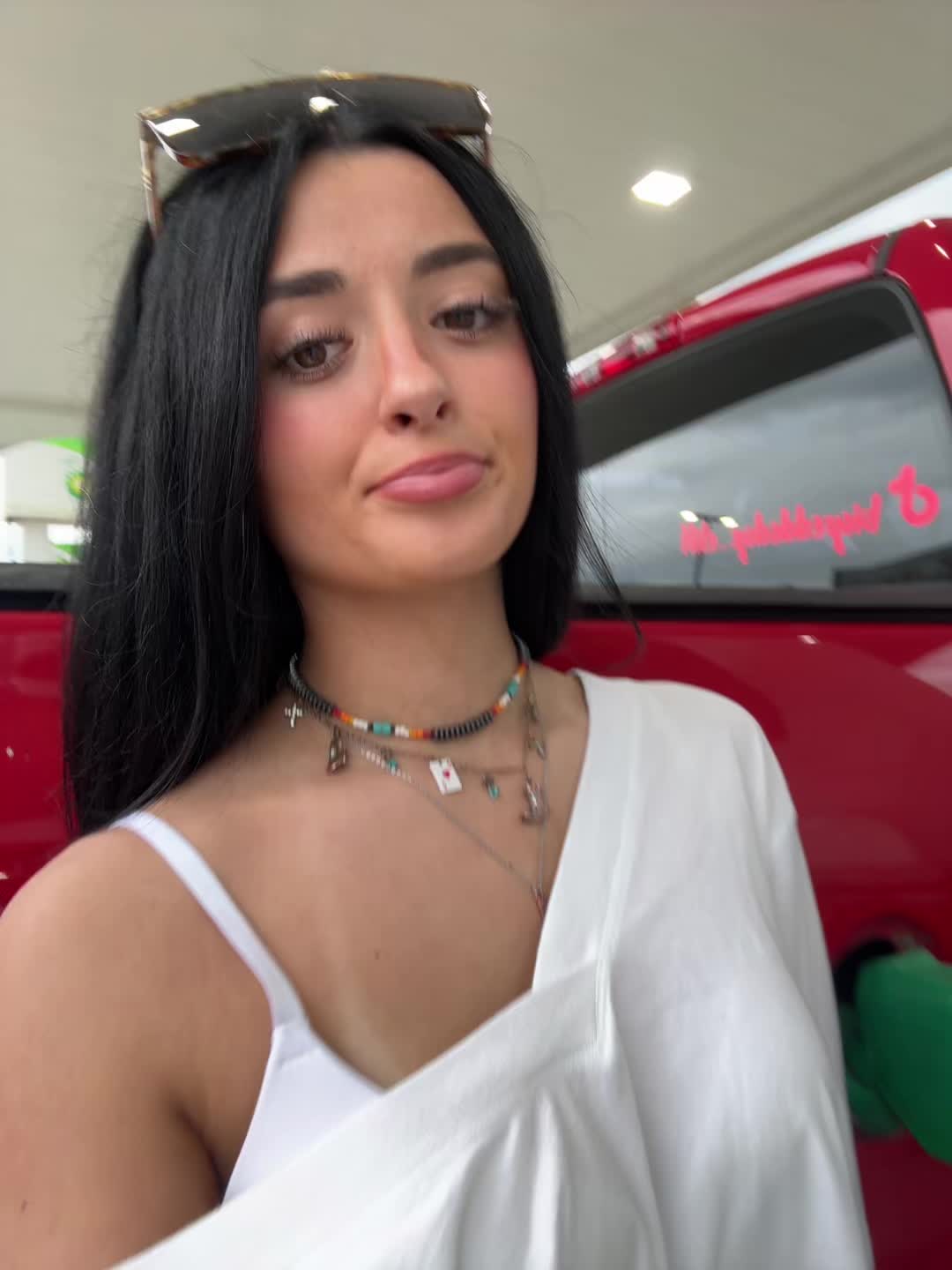@⛓️🎱🍒Emmie🍒🎱⛓️