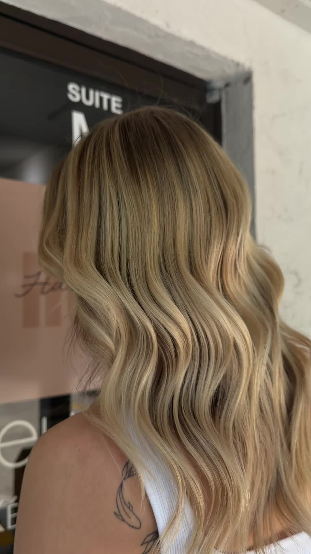 @Zoe // Fl HAIRSTYLIST