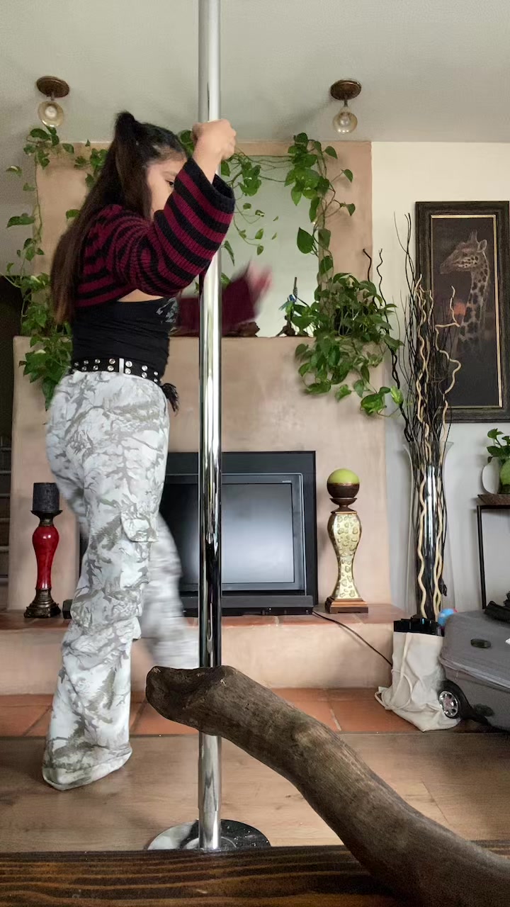 @_queefartqueen