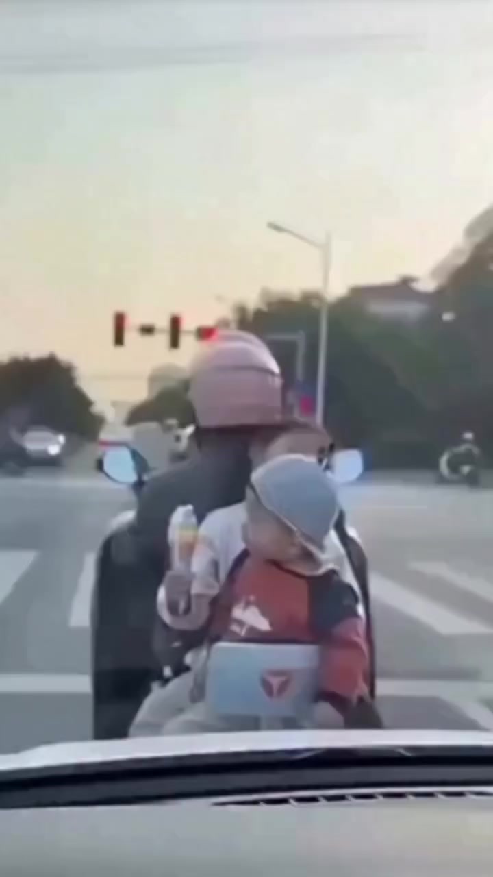 @LOL 😂