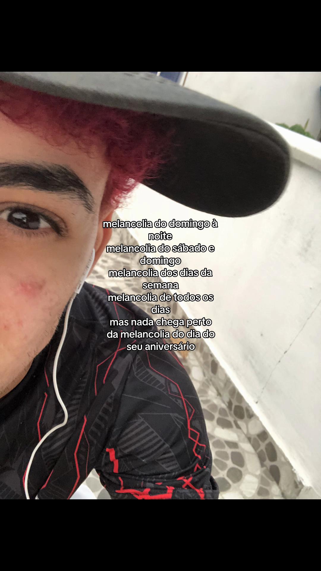@✮