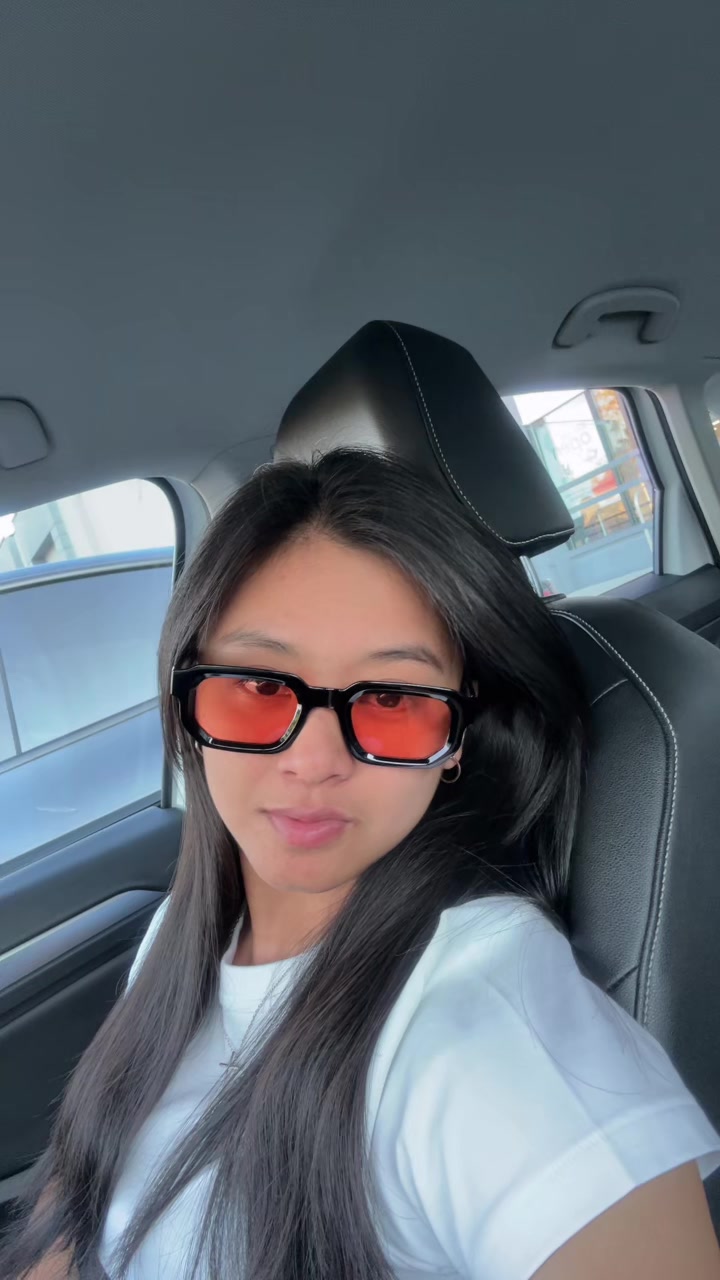 @<