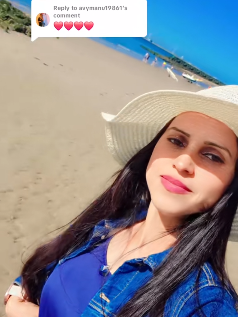 @Selfie queen 🤳🥰👸👑🧿🌹🌹❤️