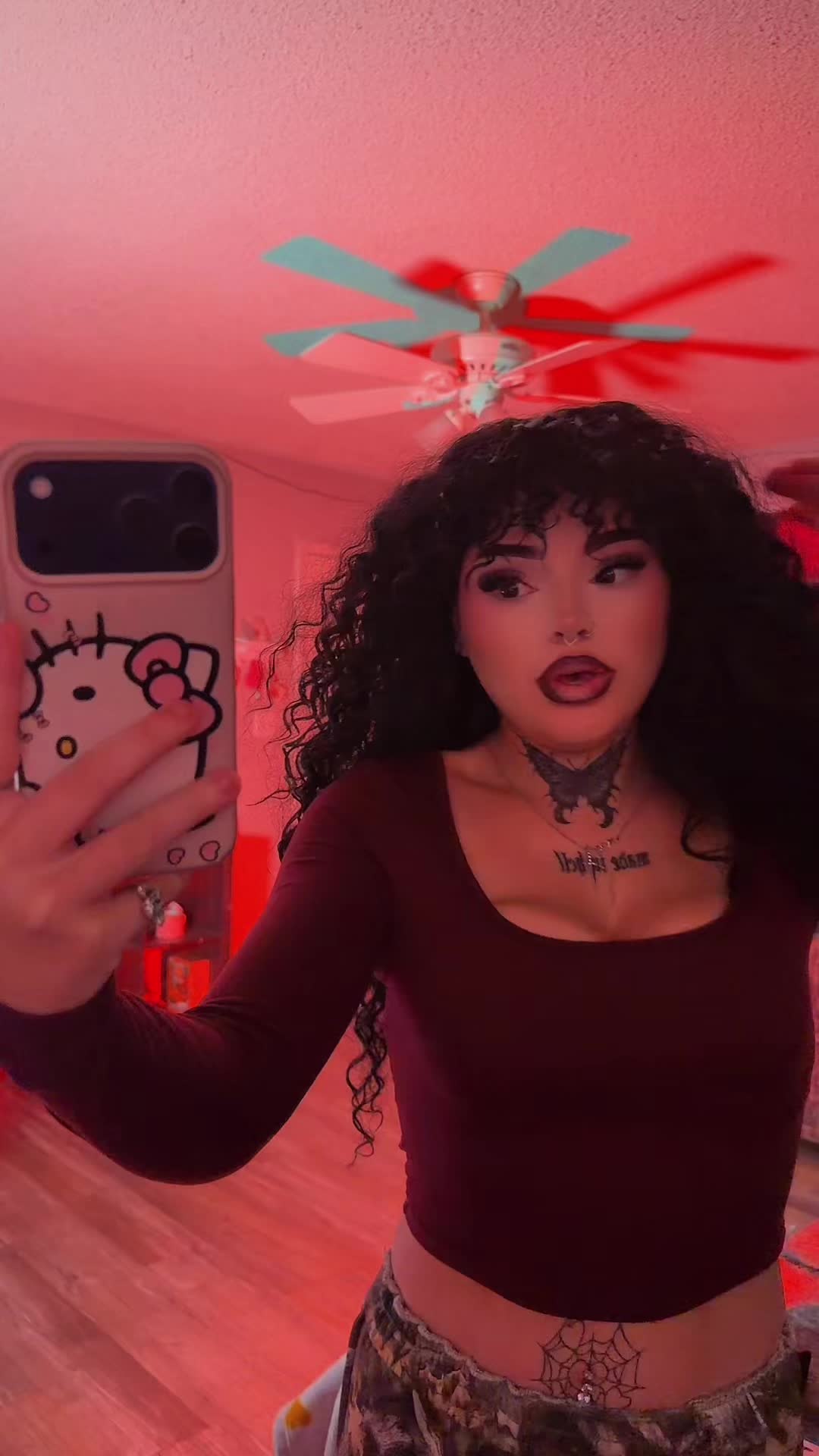 @𝓒𝓱𝓪𝓻𝓵𝓲𝓮🖤🕷️