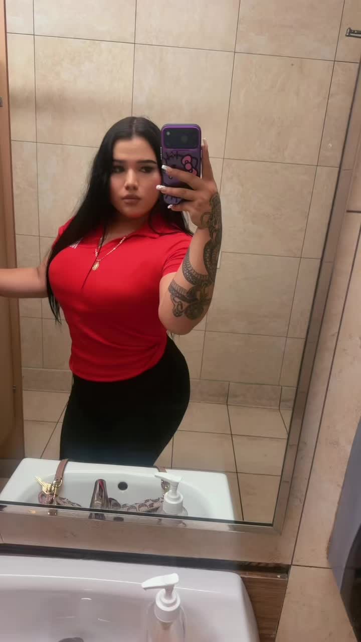 @kylieMichelle