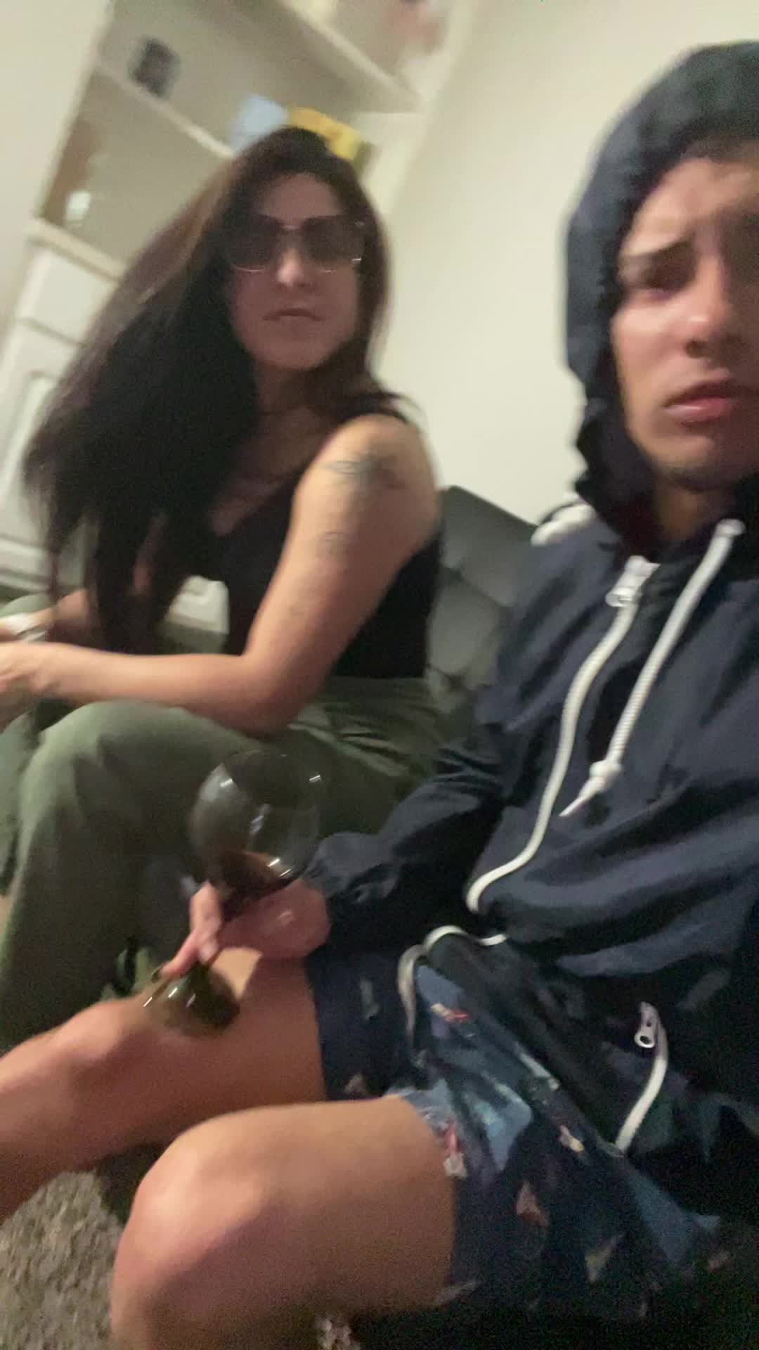 @Alej