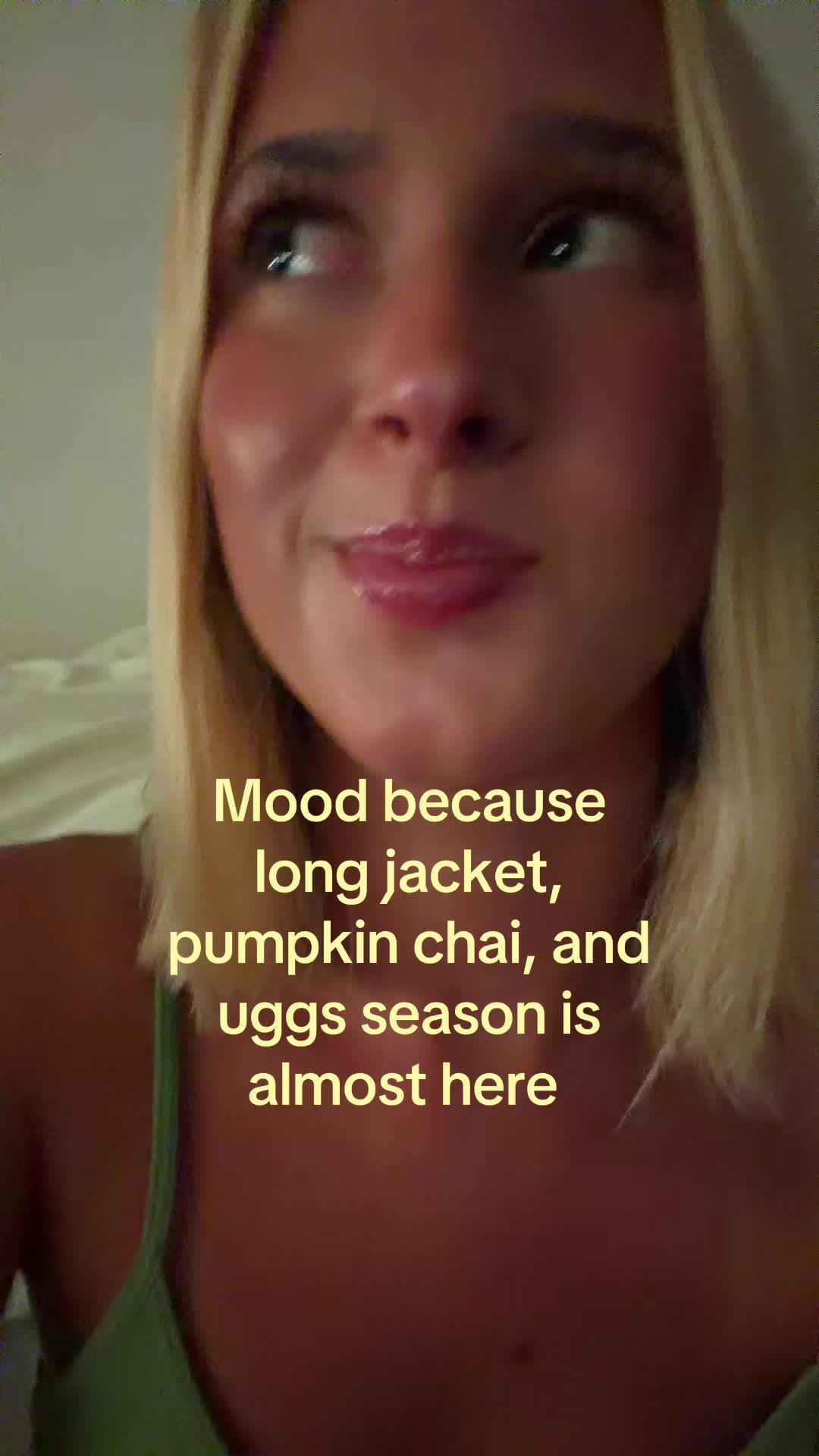 @theelliebarker