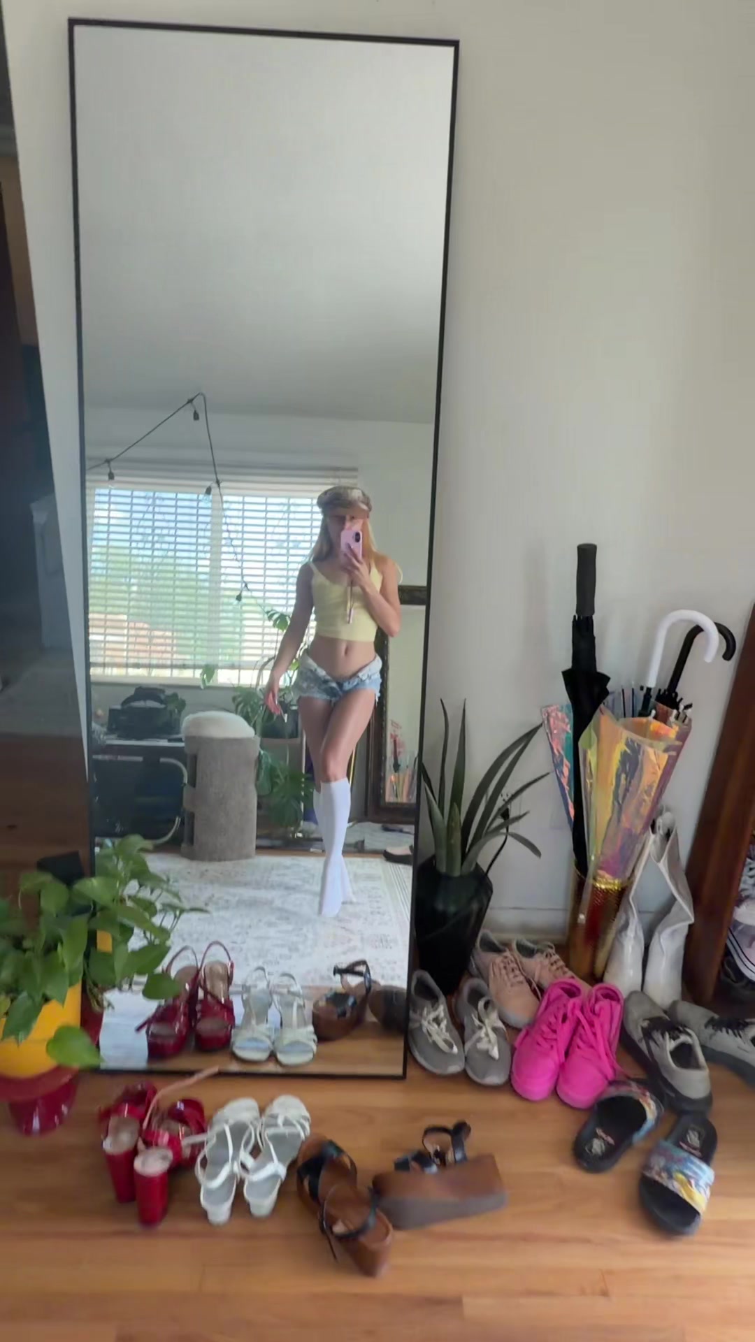 @🖤