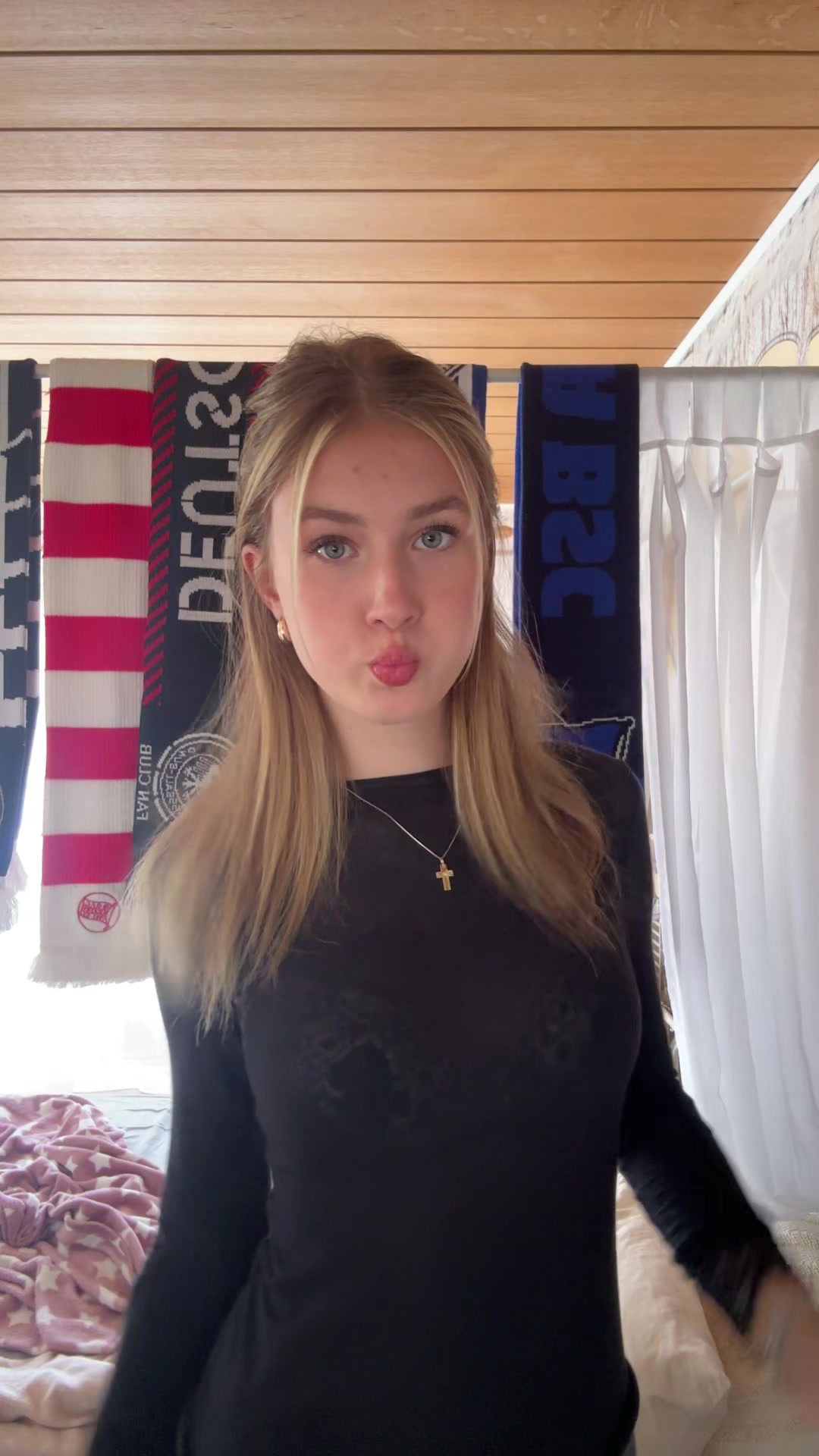 @𝒮𝒶𝓇𝒶𝒽 ⧗⎊४
