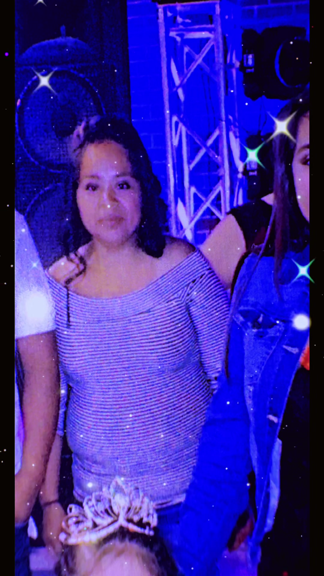 @Hola