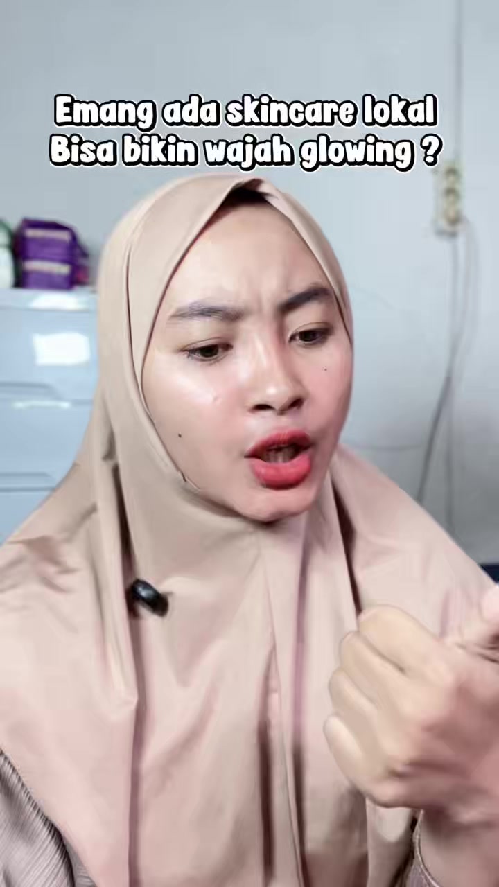 @Tania_