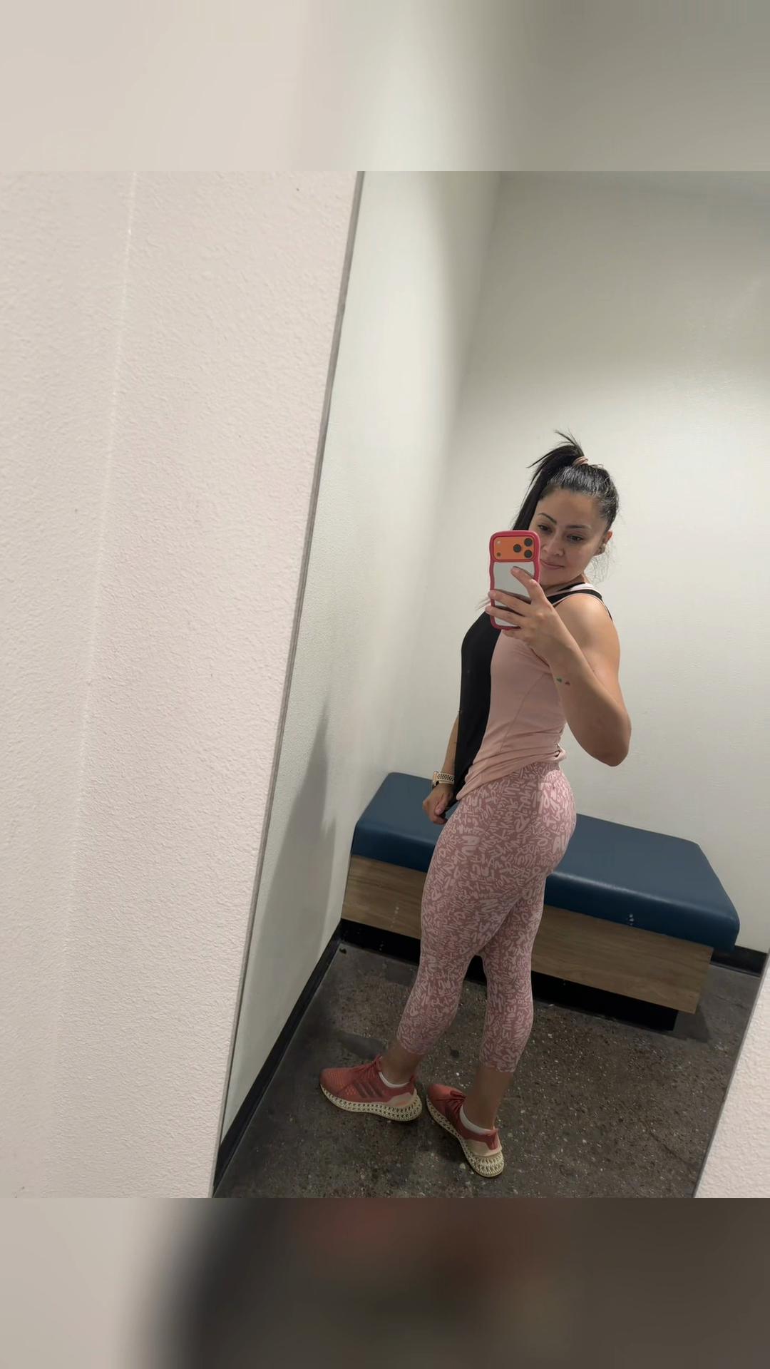@Daniela F. Martinez