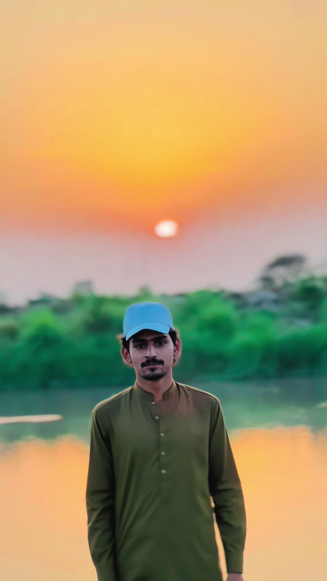 @قمر وڑائچ کامونکی🥂🥀