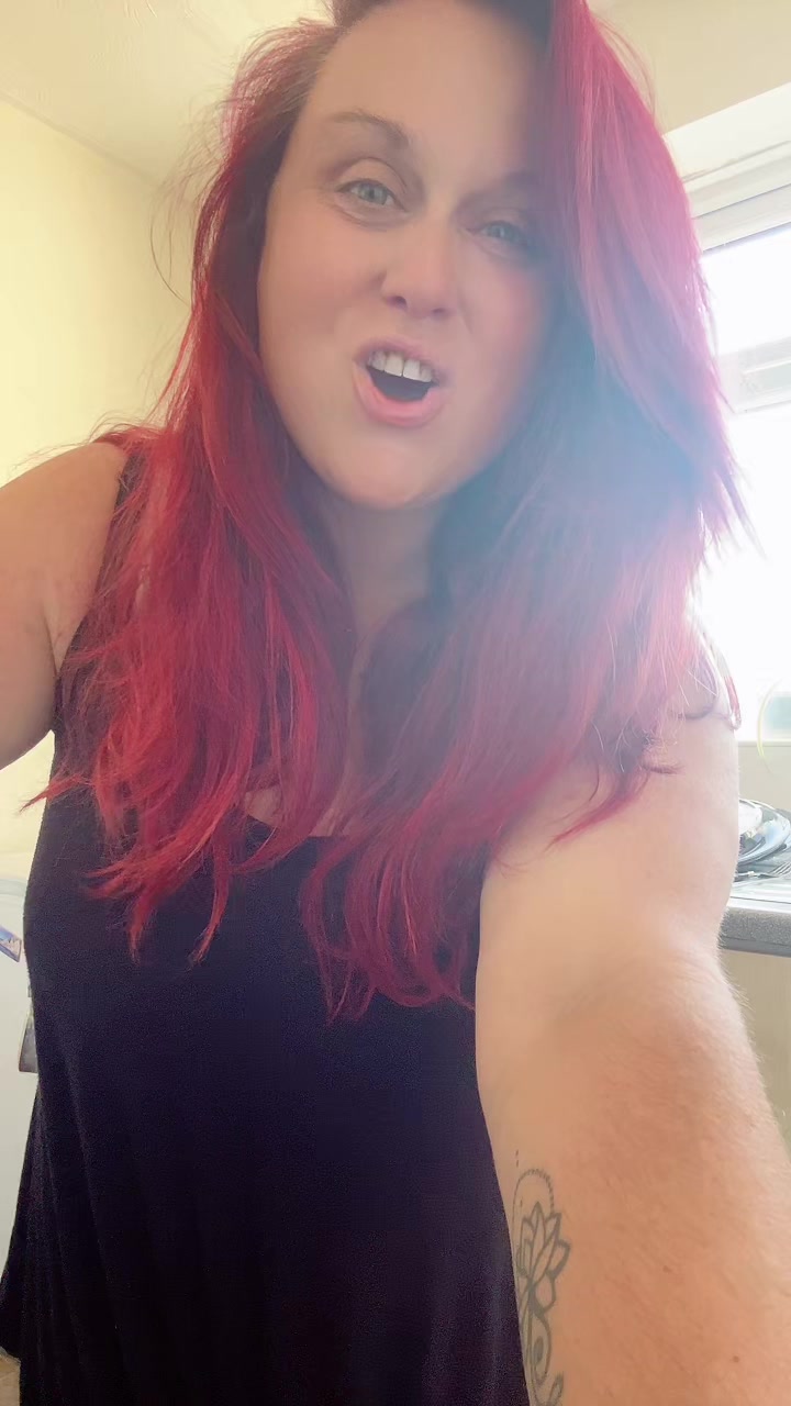 @SarahjustSarah_backup