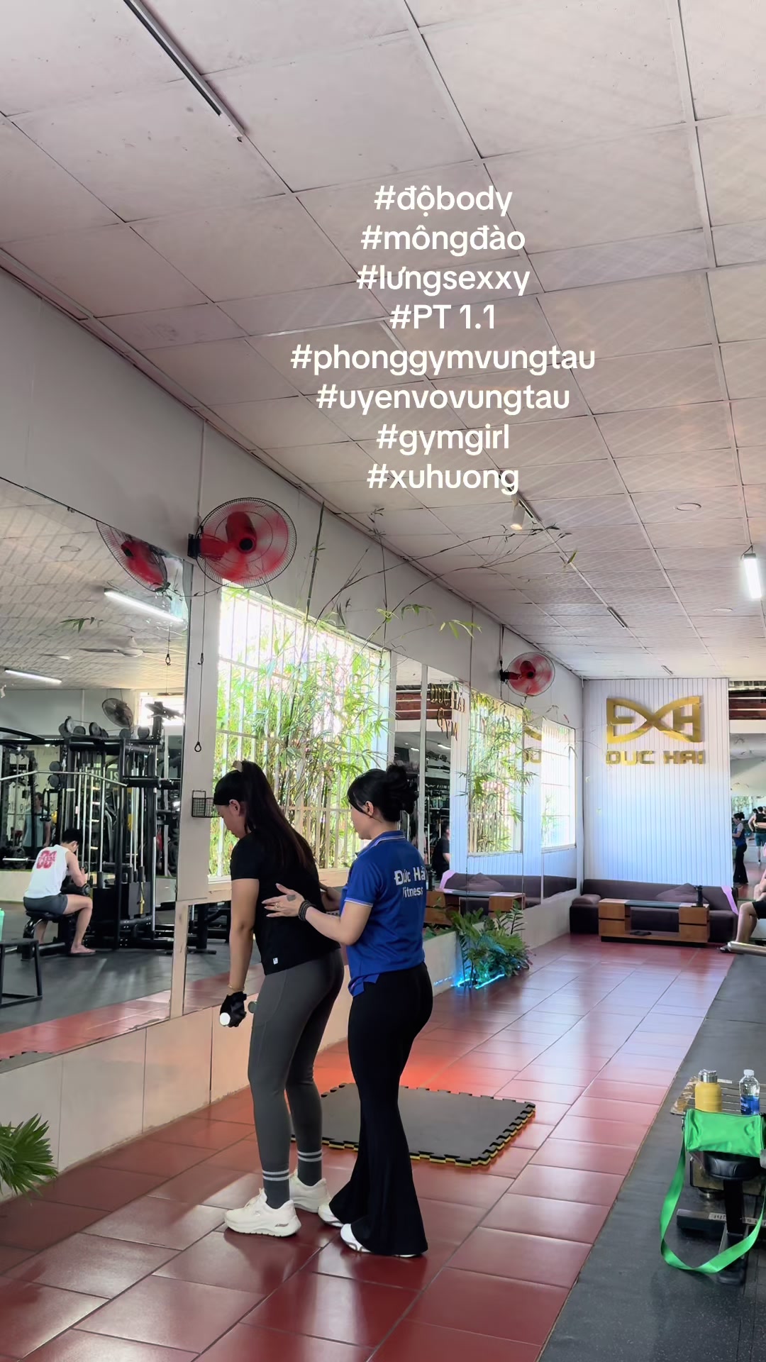 @Uy&ecirc;n V&otilde;