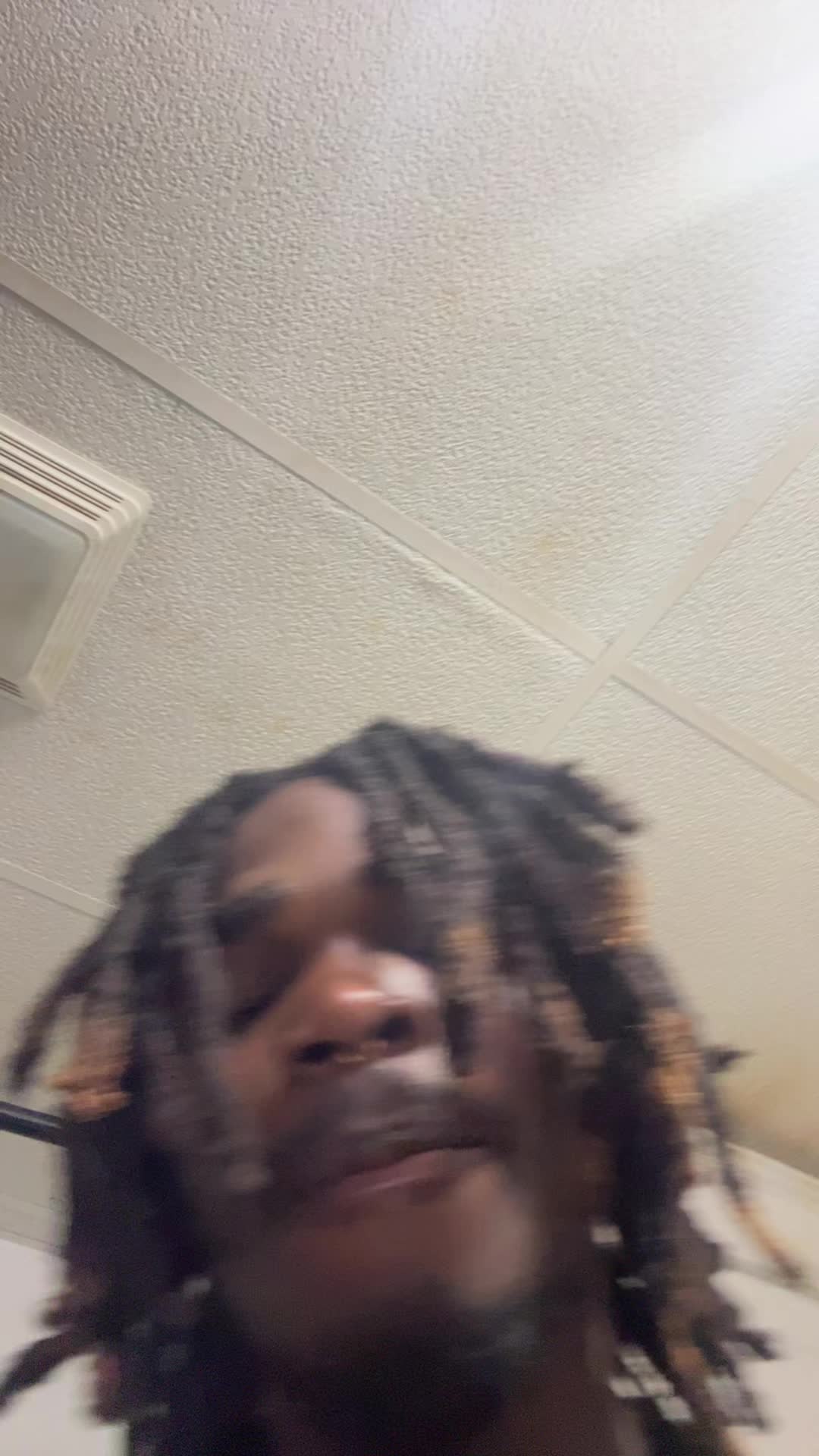 @👉🏿Z<^>I💙👈🏿