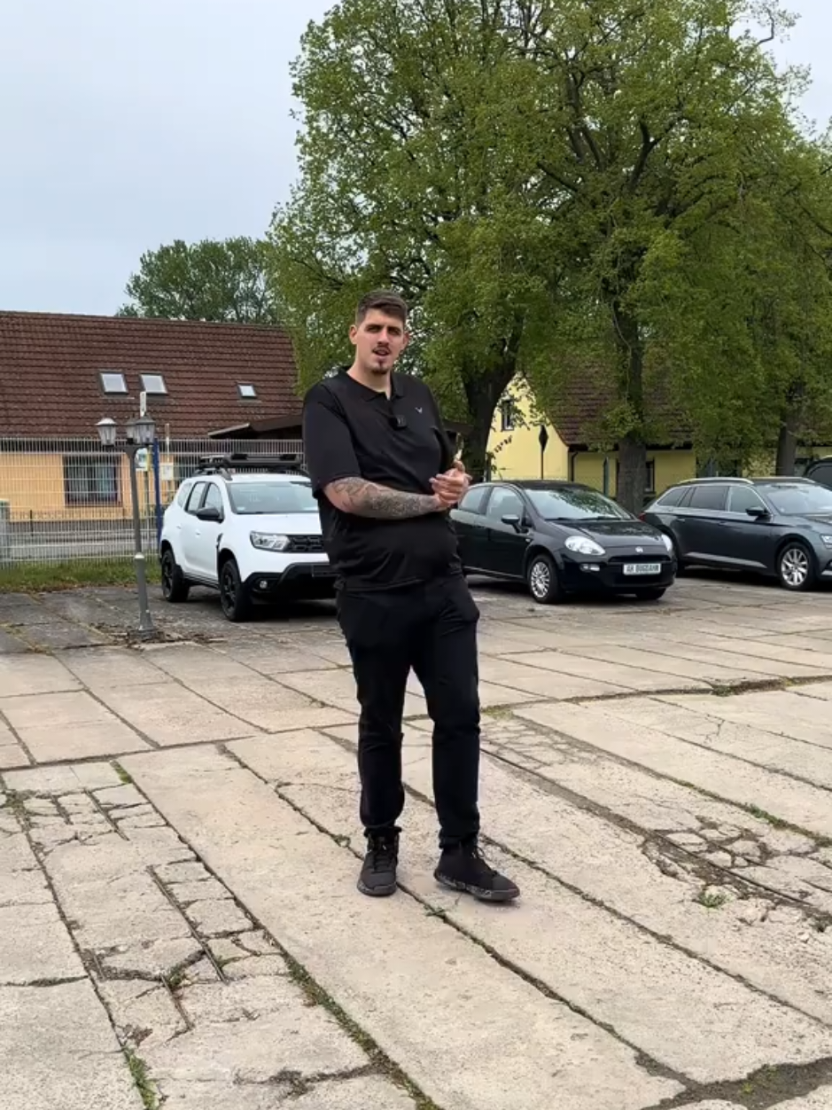 @JannikTheGiant