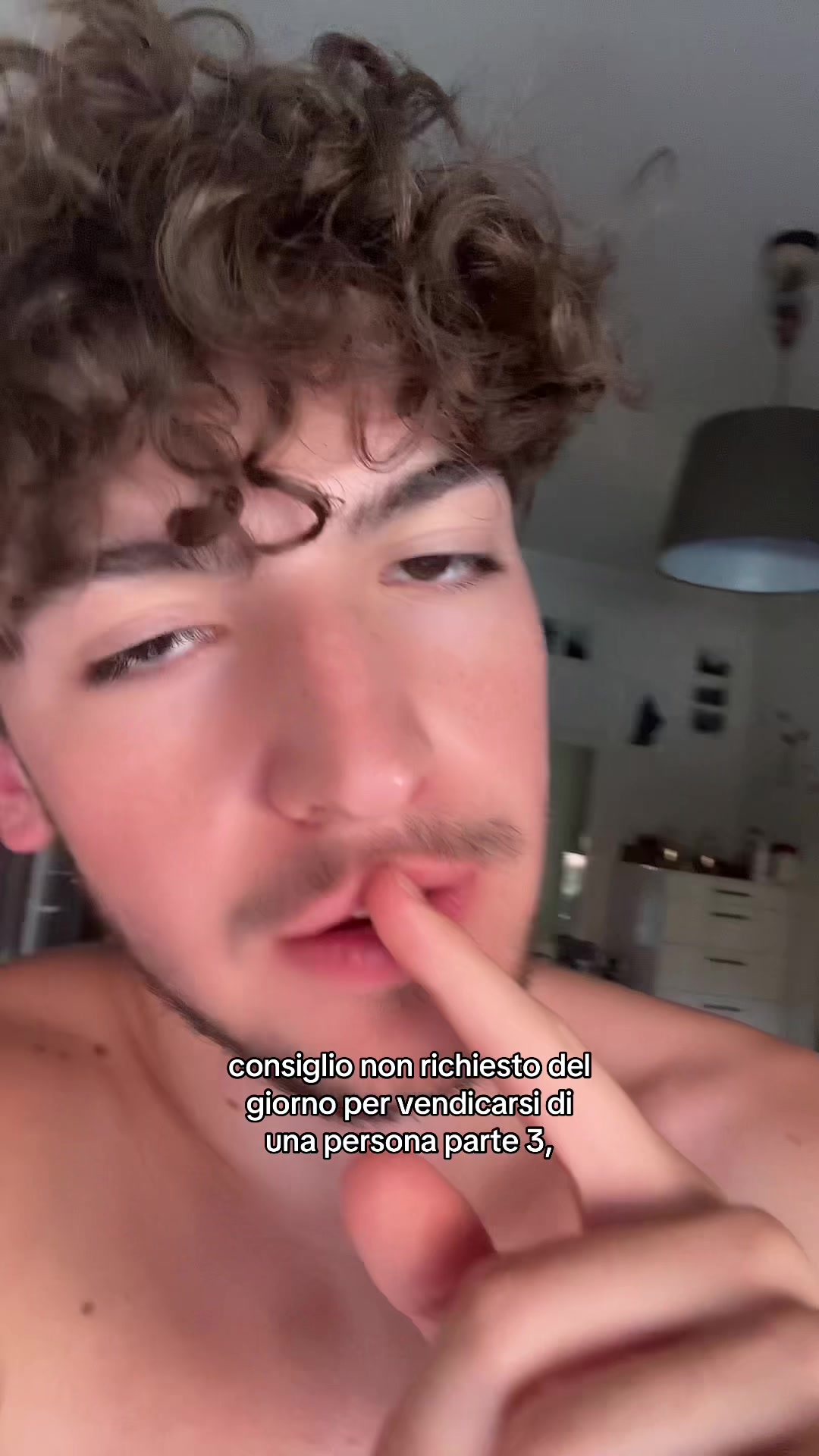 @axomirt