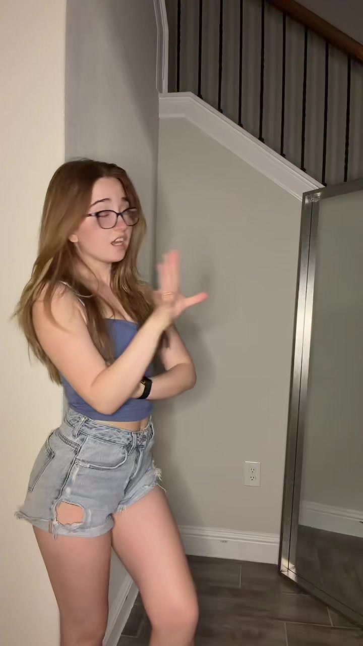 @Lyssaurora