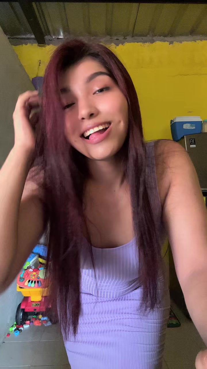 @Vane👩👦🦕