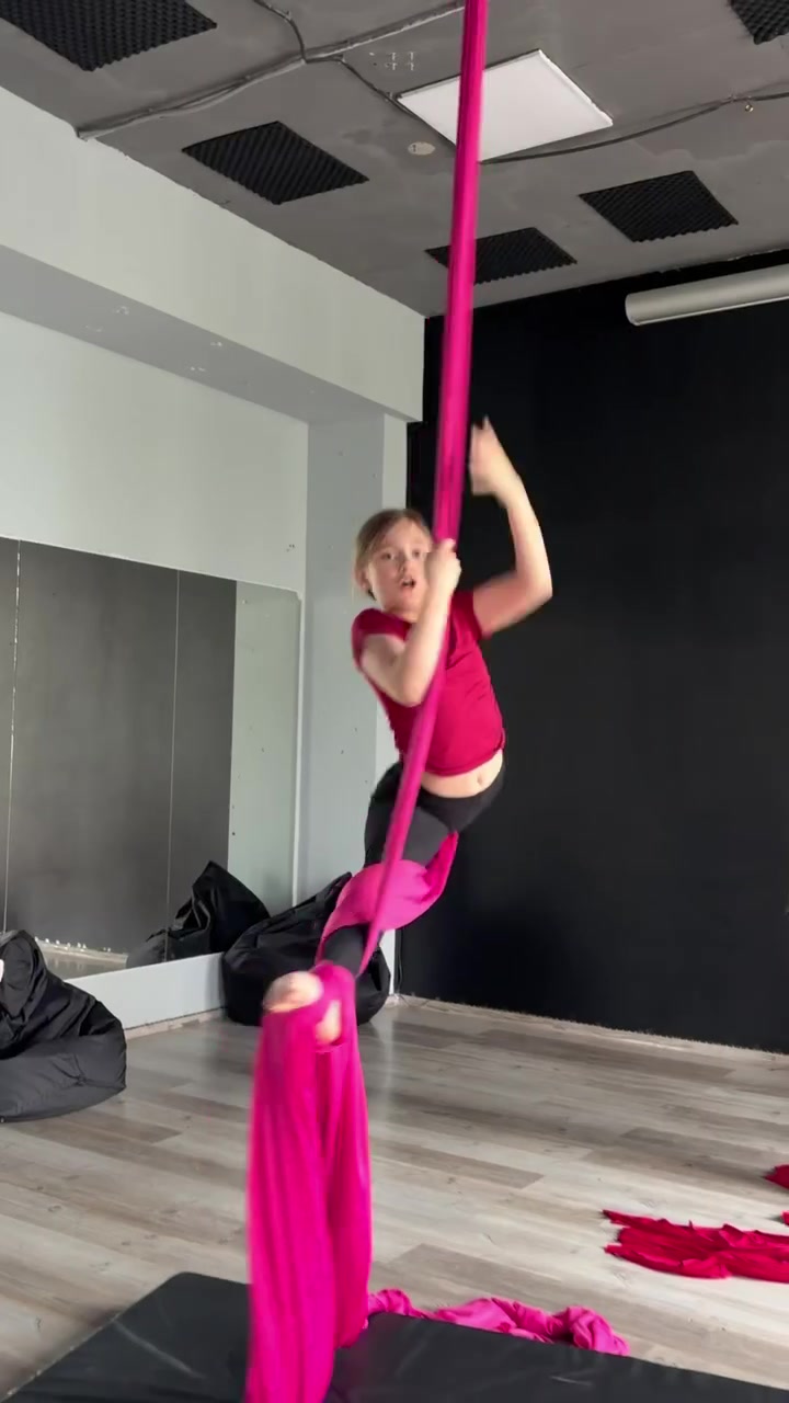 @🧗🏻♀️aerial/anna💫