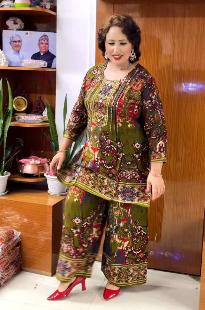 @Unique Collection,Jadibuti Ktm