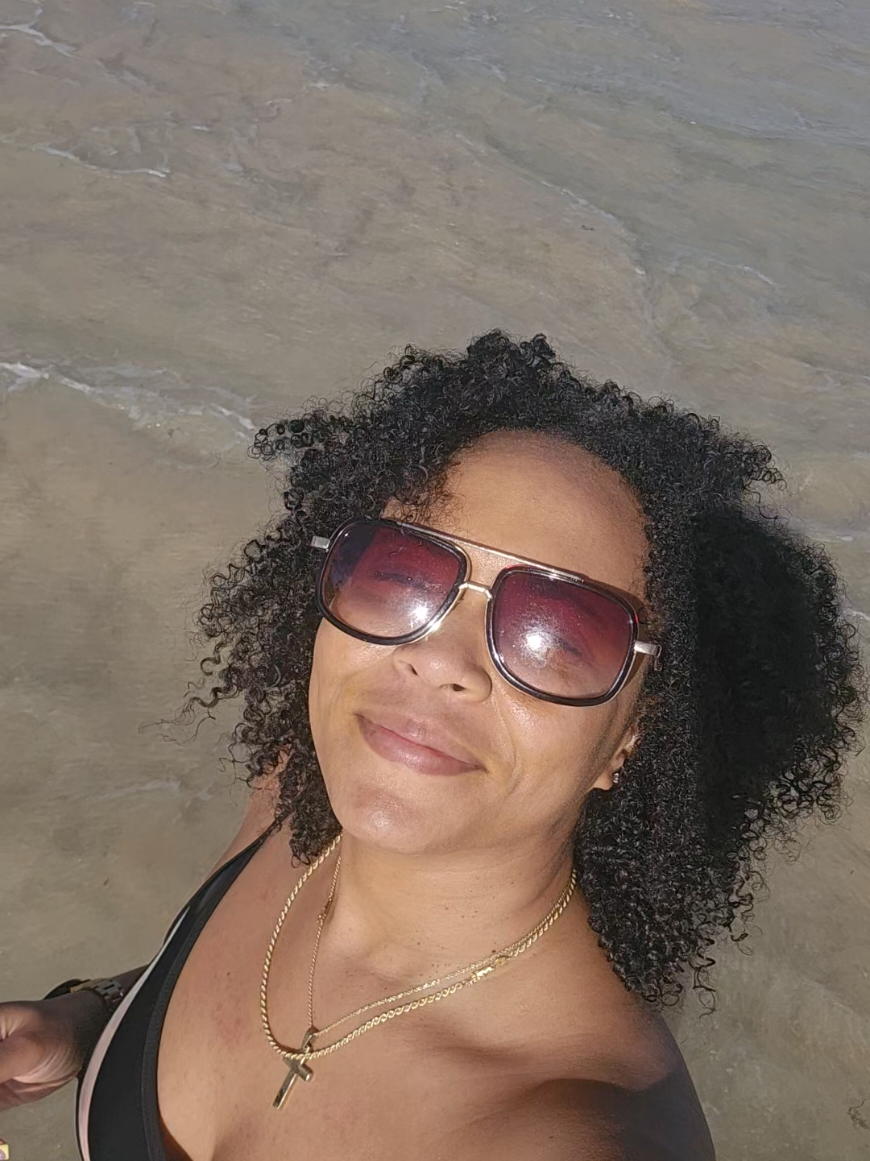 @AdventuresOfAJamaicanGirl 😋😘