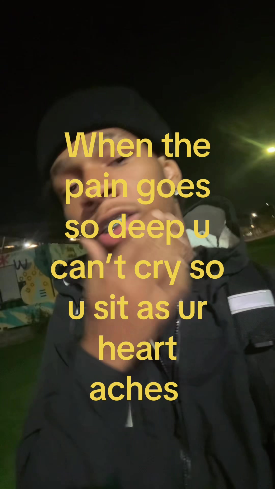 @⃟