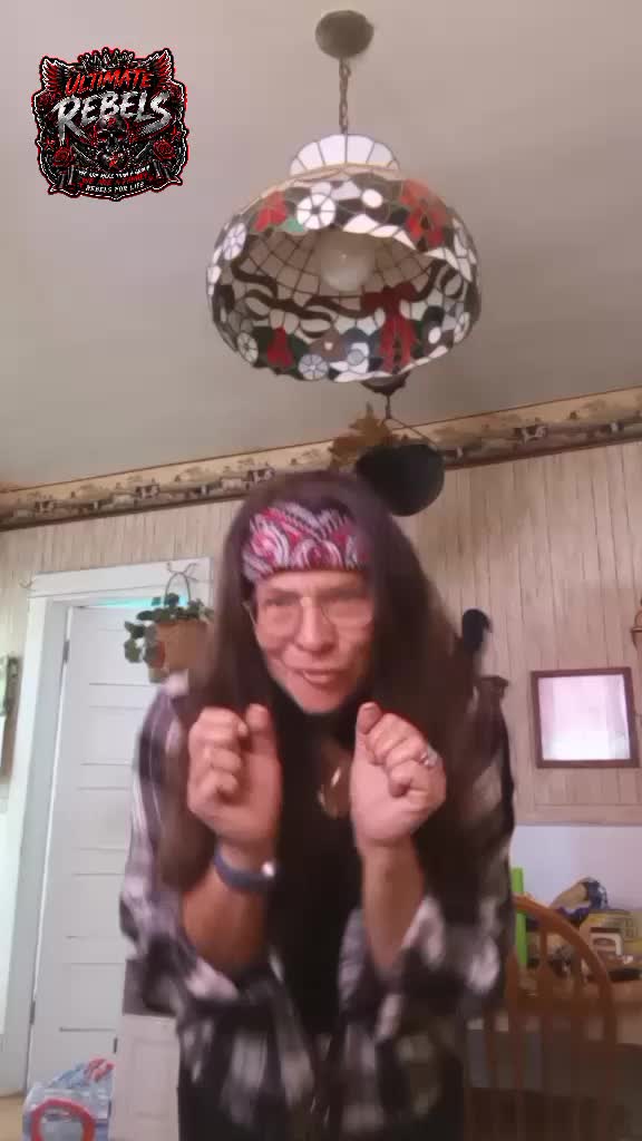 @🖤❤️🤟REBEL Danielle Cerda772