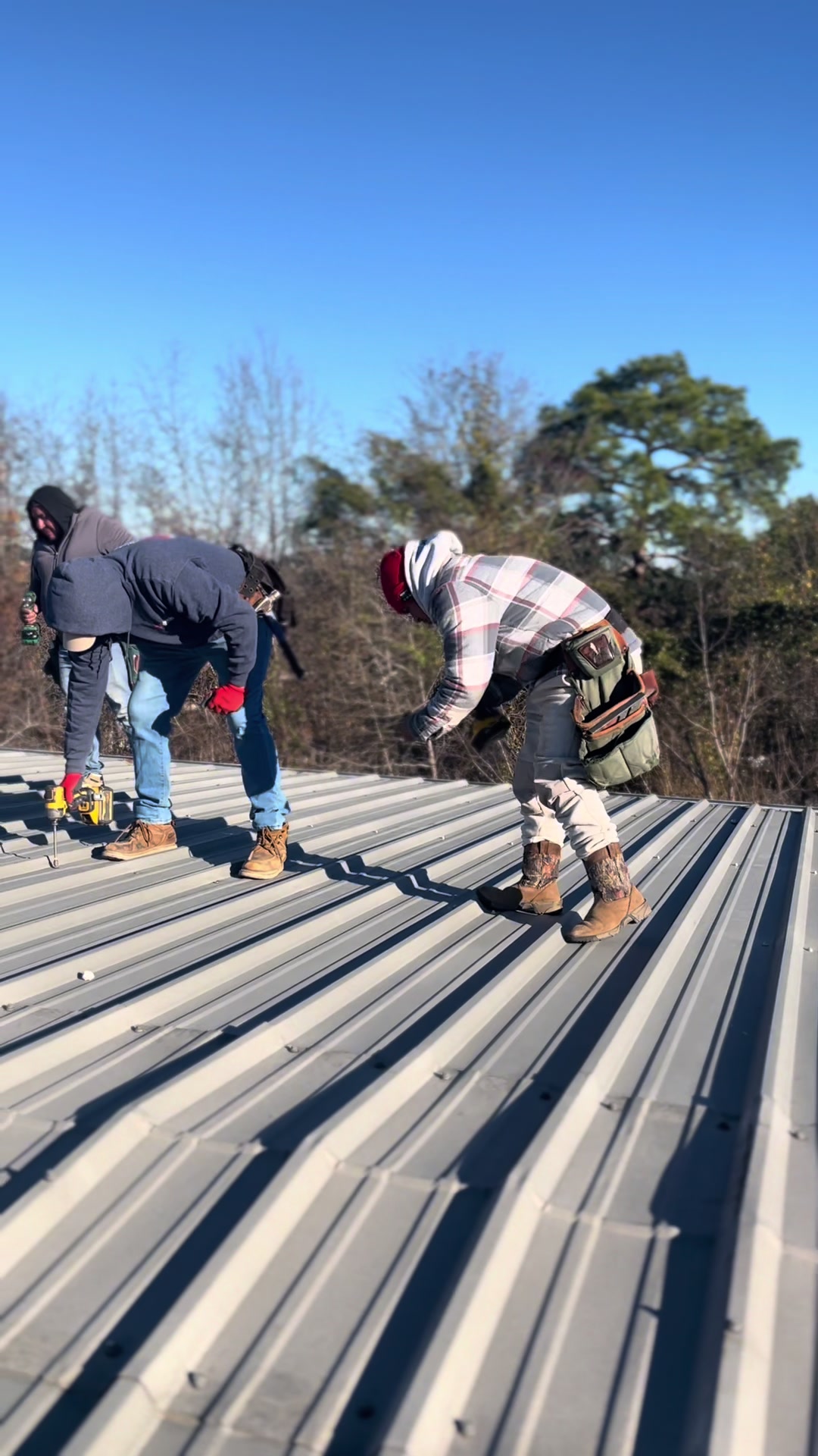 @R&M Roofing construction LLC