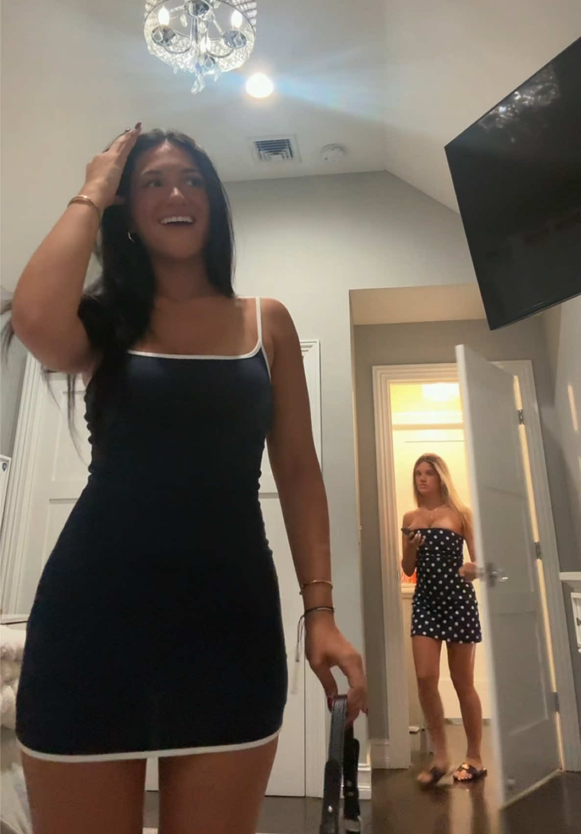 @Gia