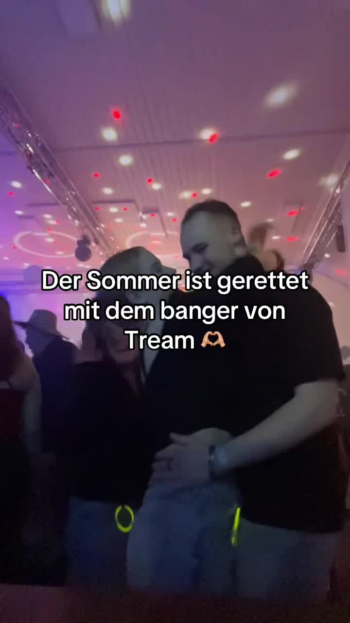 @🦋