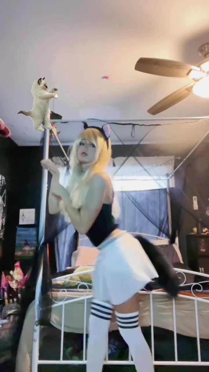 @🎹