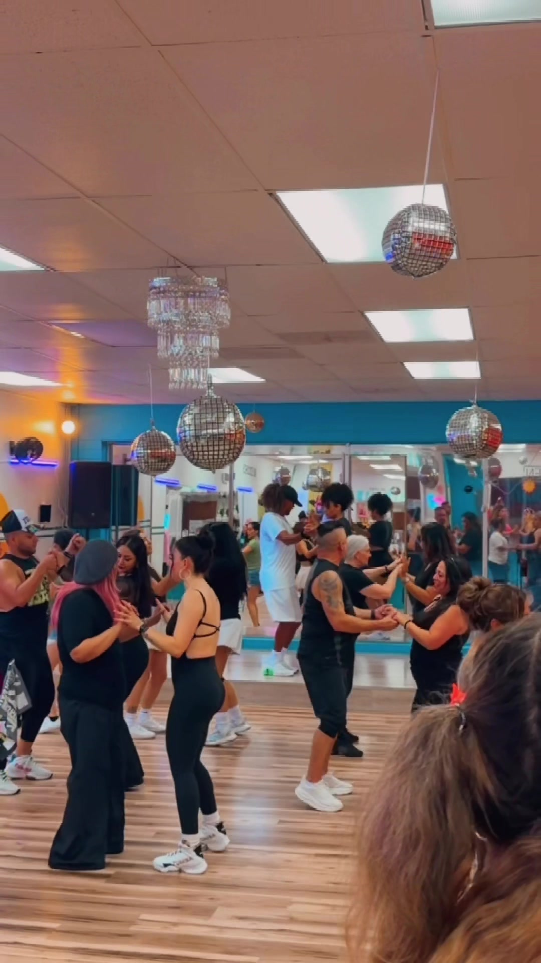 @Baila con Steph