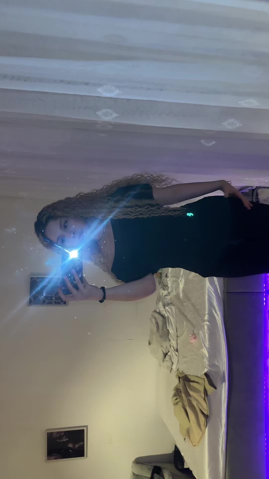 @elisa naz