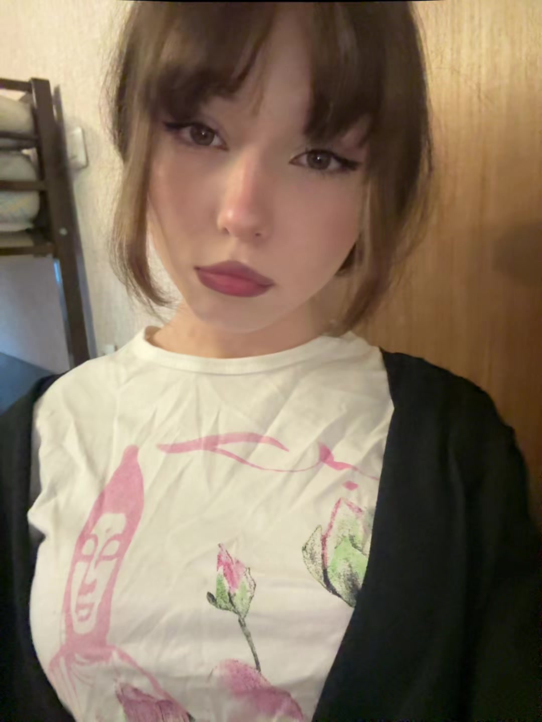 @👅