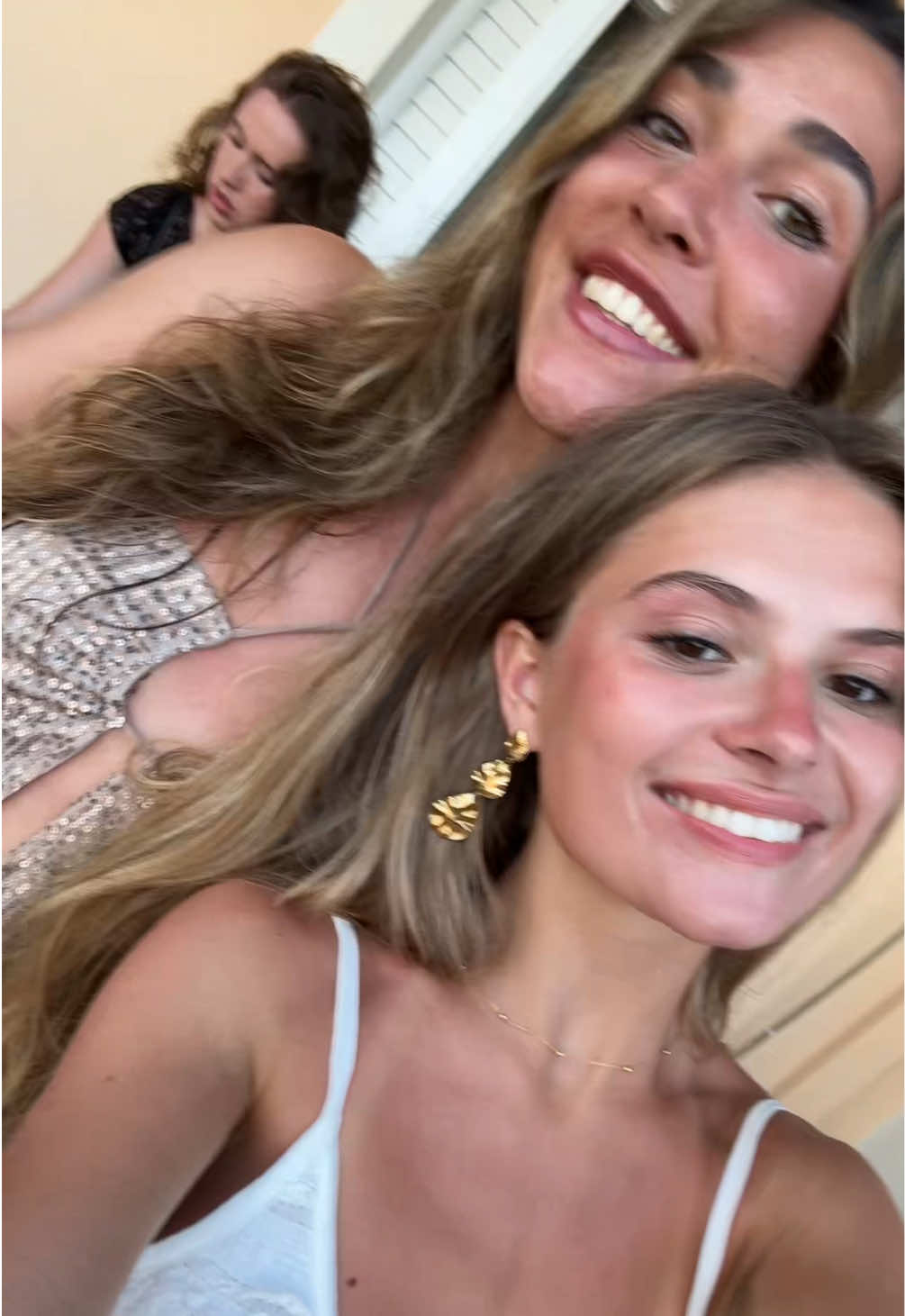 @laura-tncr