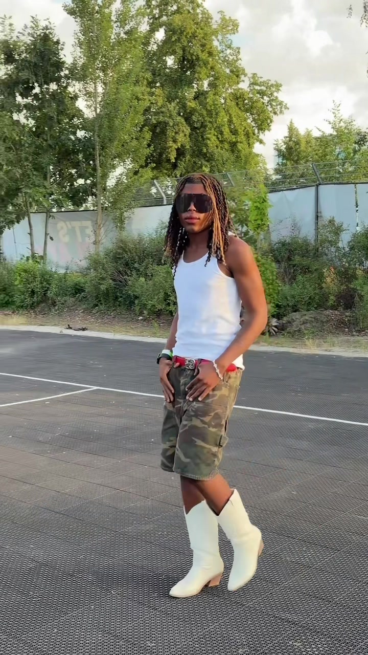 @Kimberleylecritiqueur