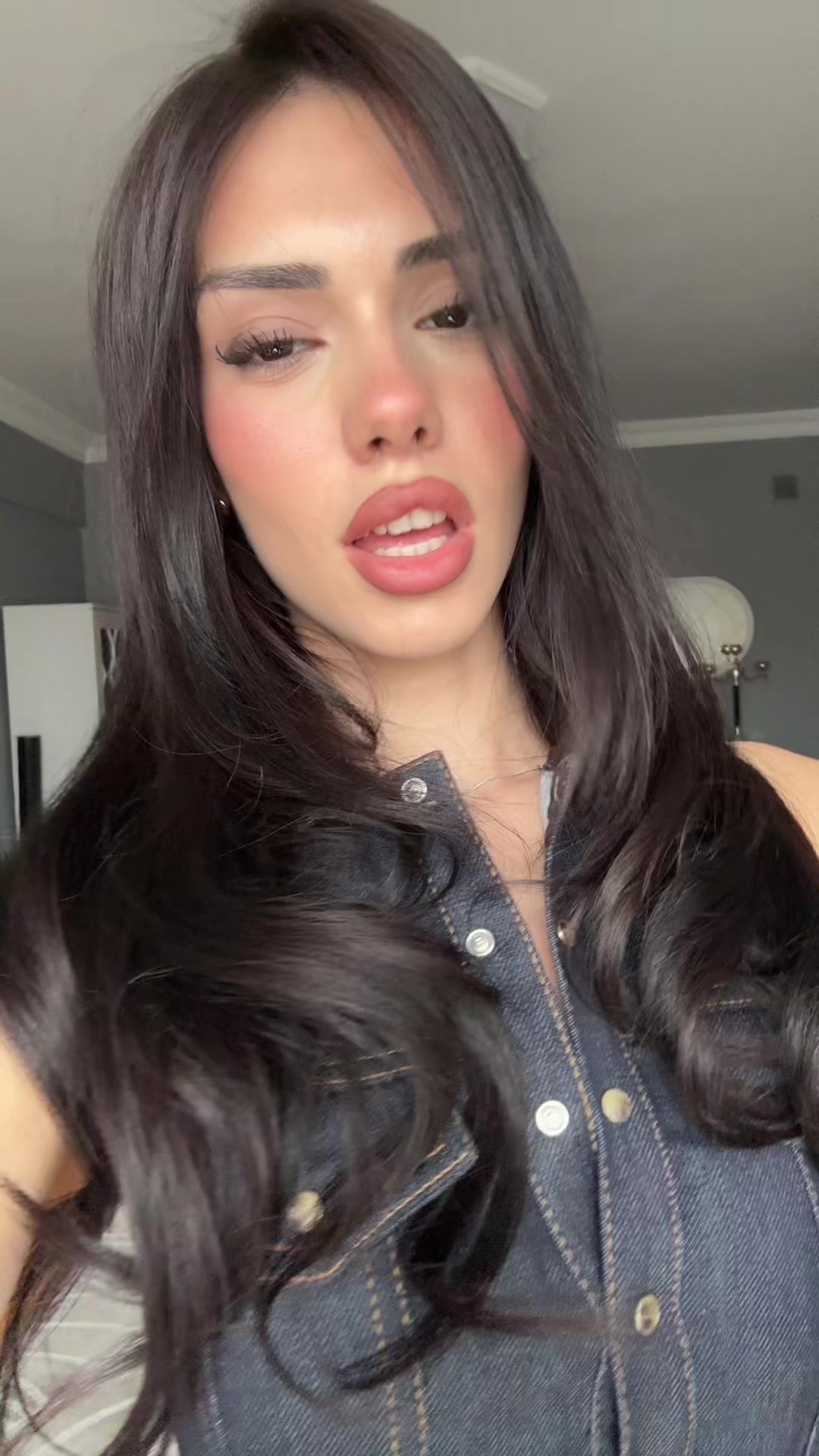 @Mina Çalışkan
