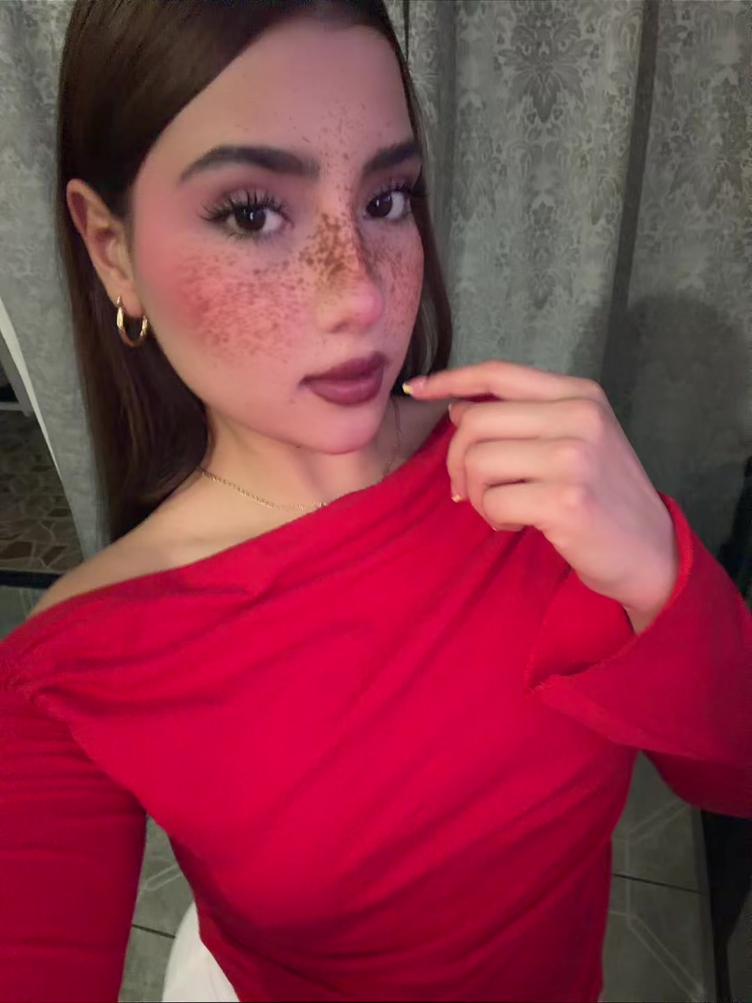 @Valeria_lol