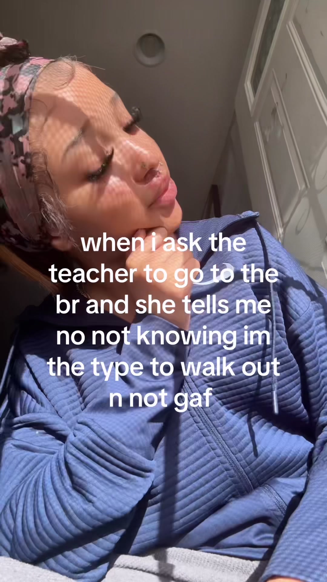 @️